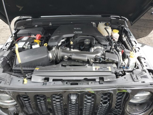 Salvage 2021 Jeep Gladiator Overland in Black