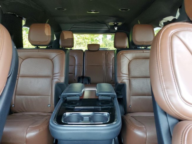 Salvage 2024 Lincoln Navigator L Reserve in Black