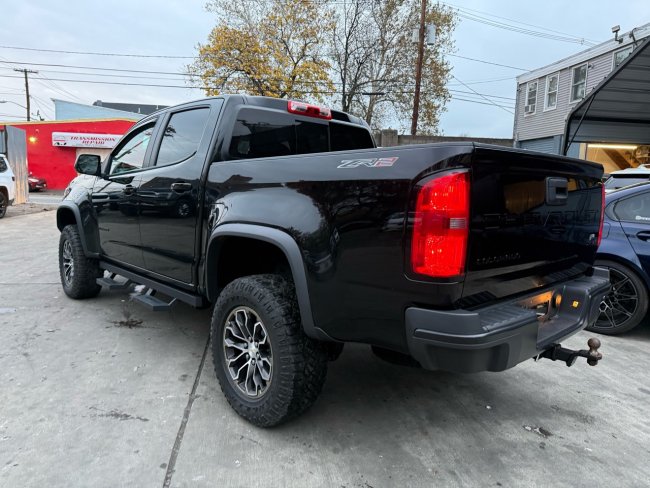 Salvage 2021 Chevrolet Colorado Zr2 in Black