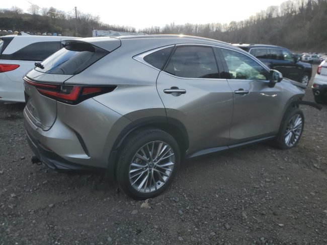 Salvage 2025 Lexus Nx 350h  in Silver