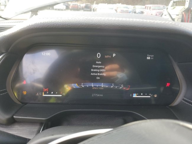 Salvage 2023 Jeep Grand Cherokee L Limited in Black