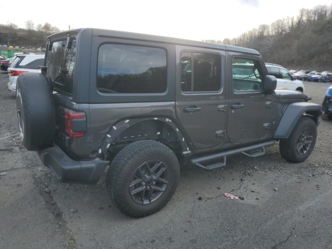 Salvage 2024 Jeep Wrangler  in Gray