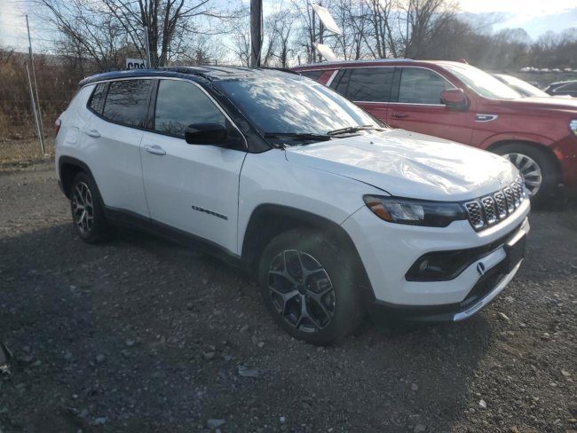 Salvage 2025 Jeep Compass Limited in White