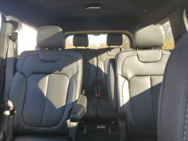 Salvage 2025 Jeep Grand Cherokee L Limited in Black