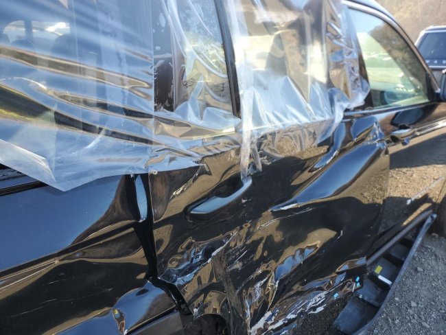 Salvage 2025 Jeep Grand Cherokee L Limited in Black