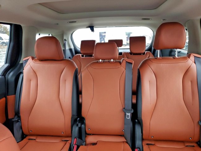 Salvage 2025 Kia Carnival Sx in Blue