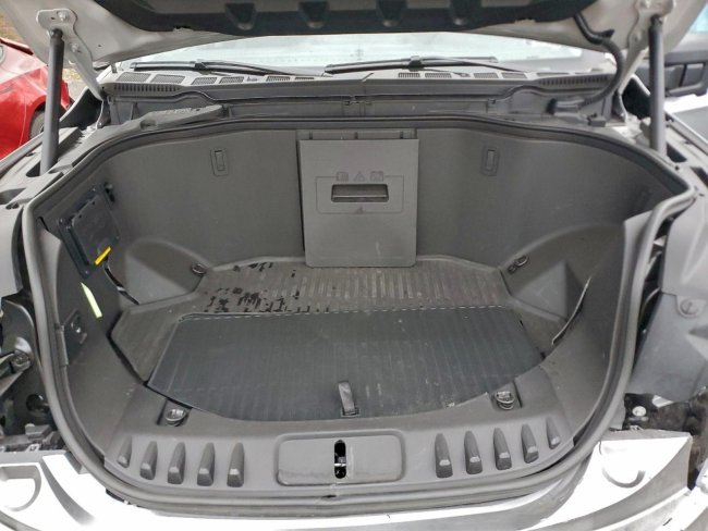 Salvage 2024 Ford F150 Lightning Xlt in Gray