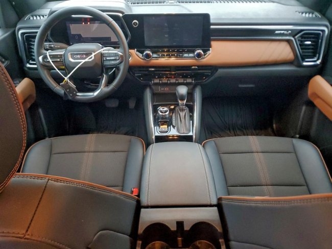 Salvage 2024 Gmc Canyon At4 in White