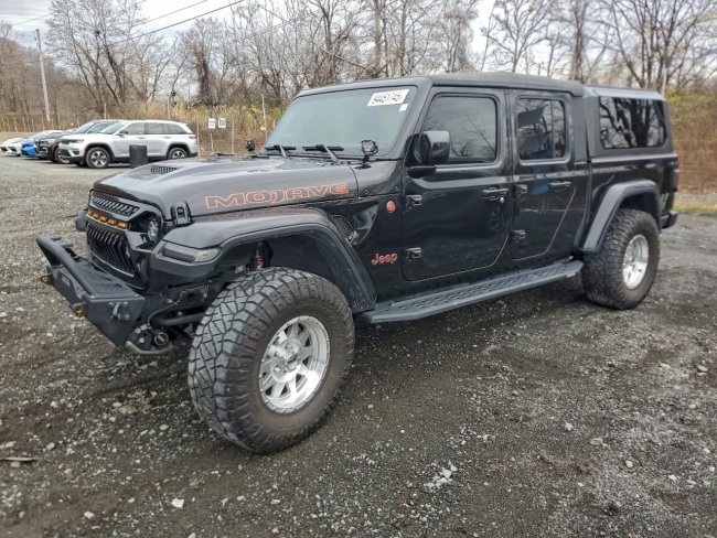 Salvage 2022 Jeep Gladiator  in 