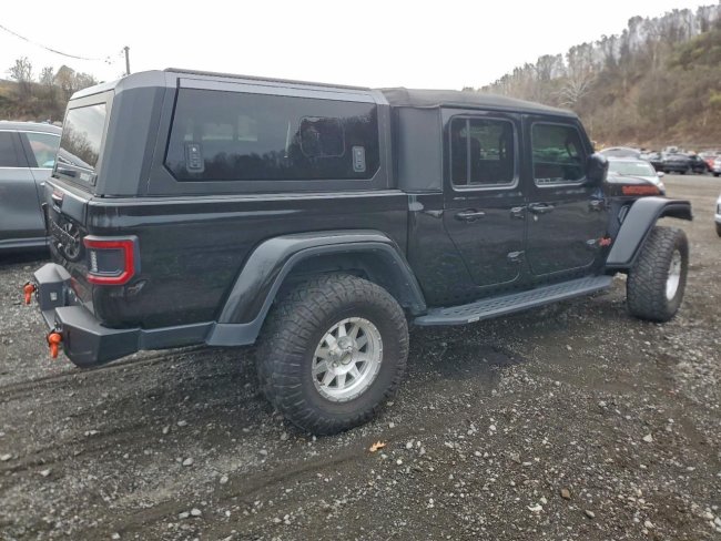 Salvage 2022 Jeep Gladiator  in 