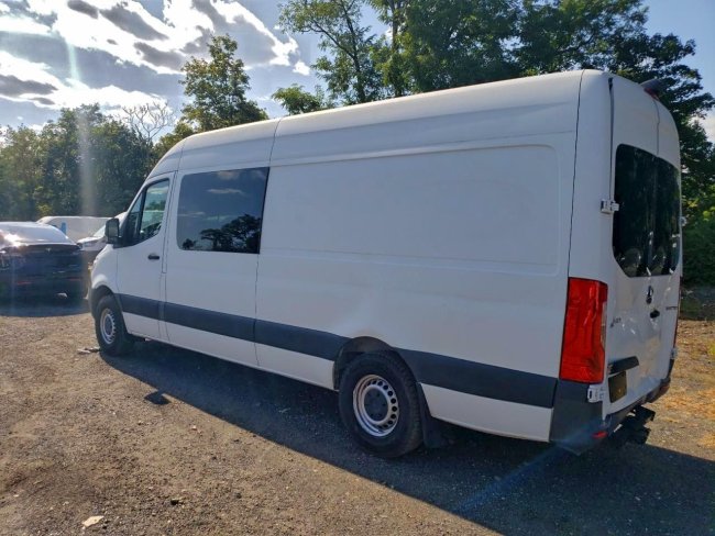 Salvage 2019 Mercedes-benz Sprinter  in Gray