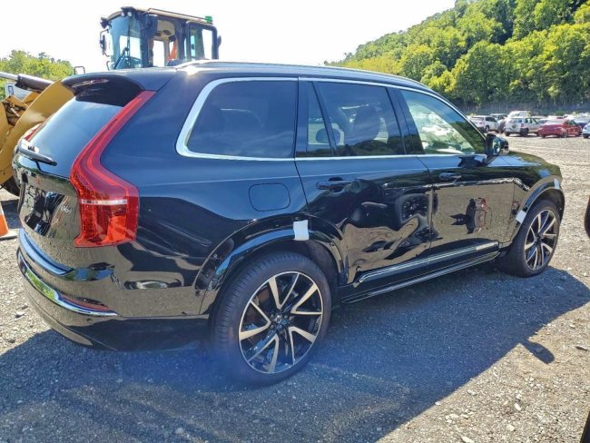 Salvage 2025 Volvo Xc90 Plus in Black