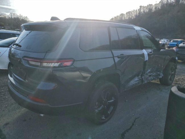 Salvage 2025 Jeep Grand Cherokee L Limited in Gray