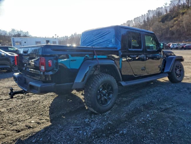 Salvage 2025 Jeep Gladiator  in Black