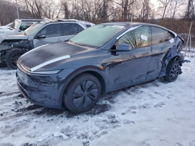 Salvage 2026 Tesla Model  in 