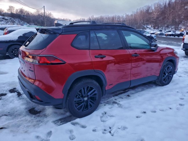 Salvage 2024 Toyota Corolla Cross  in Burgundy