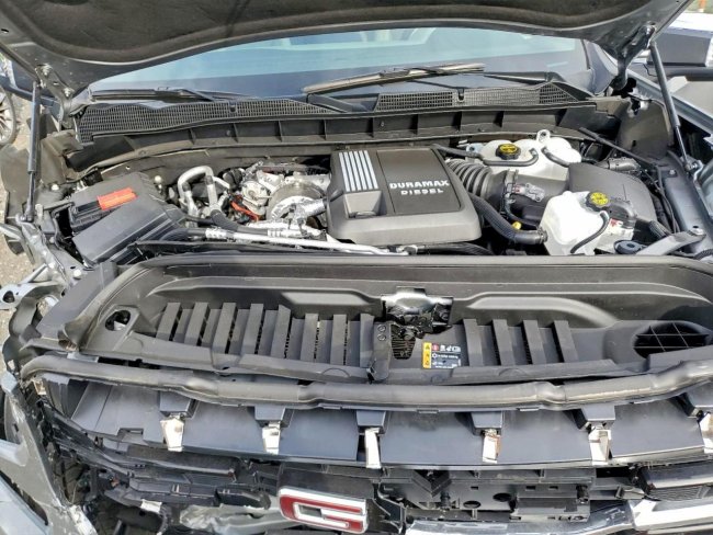 Salvage 2025 Gmc Sierra  in Gray