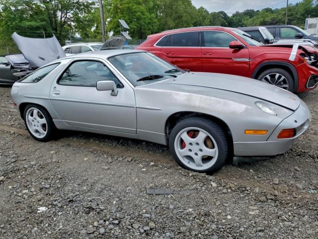 Salvage 1988 Porsche 928 S-4 in Gray