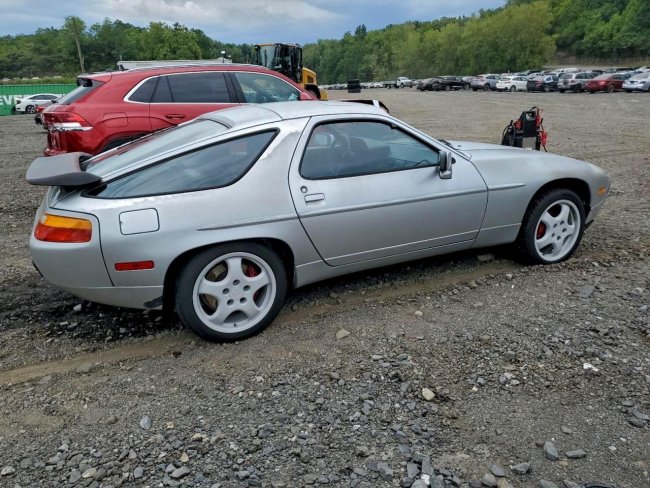 Salvage 1988 Porsche 928 S-4 in Gray