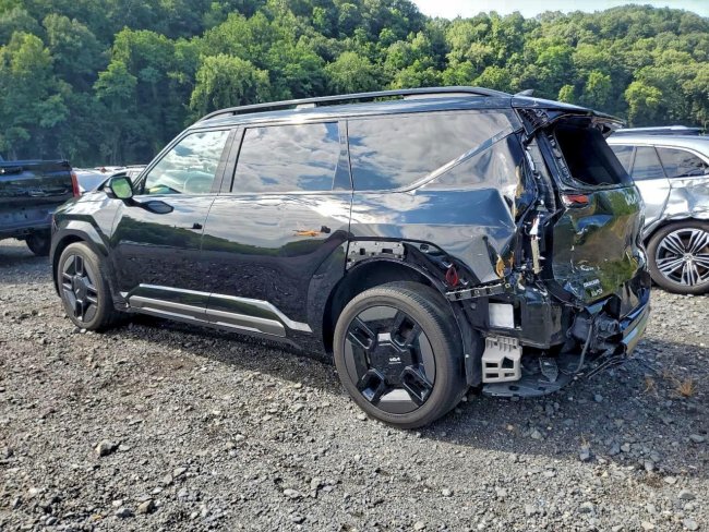 Salvage 2024 Kia Ev9 Gt Line in Black