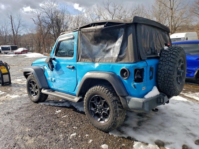 Salvage 2021 Jeep Wrangler  in Blue