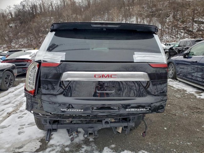 Salvage 2024 Gmc Yukon Xl Denali in Black
