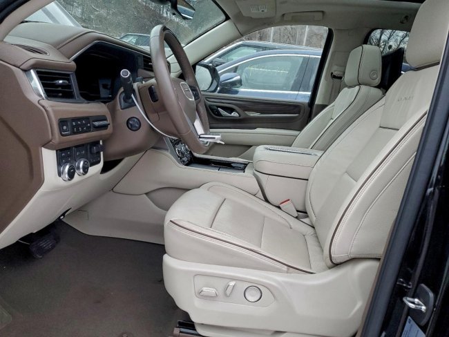 Salvage 2024 Gmc Yukon Xl Denali in Black