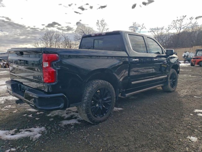 Salvage 2023 Chevrolet Silverado High Country in Черный