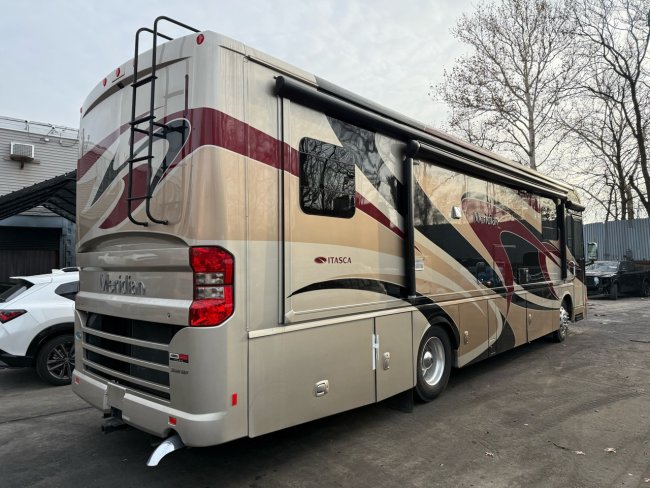 Salvage 2014 Itsca Meridian  in Two Tone