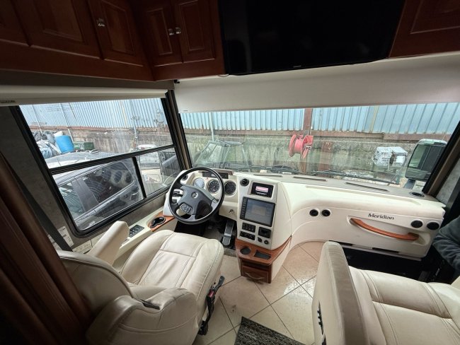 Salvage 2014 Itsca Meridian  in Two Tone