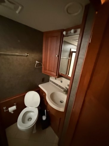 Salvage 2014 Itsca Meridian  in Two Tone