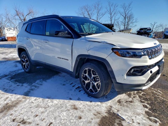 Salvage 2025 Jeep Compass Limited in White