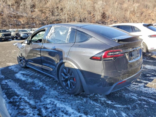 Salvage 2024 Tesla Model X Plaid in Черный