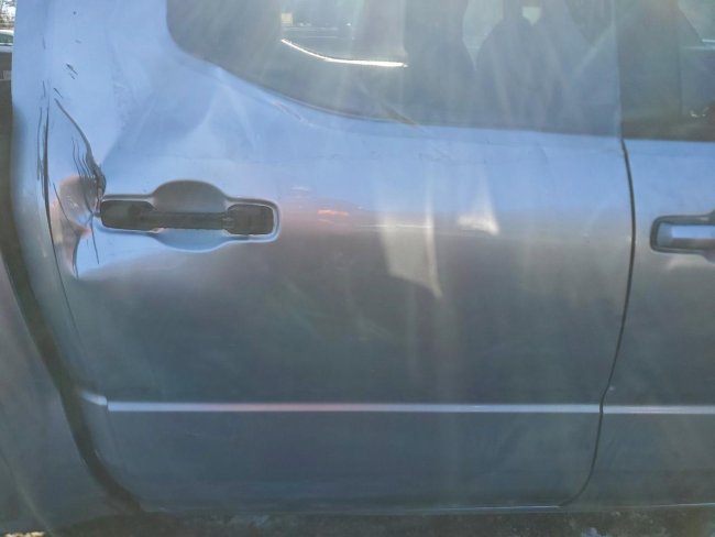 Salvage 2025 Toyota Tacoma Trd in Серый