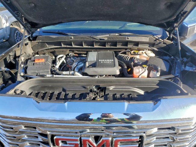 Salvage 2023 Gmc Sierra Denali in Black