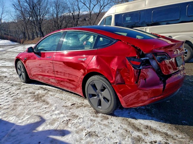 Salvage 2023 Tesla Model 3  in Red