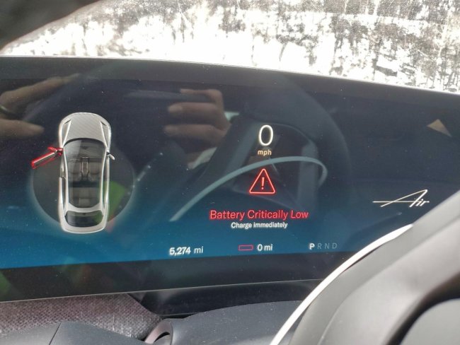 Salvage 2025 Lucid Motors Air  in White