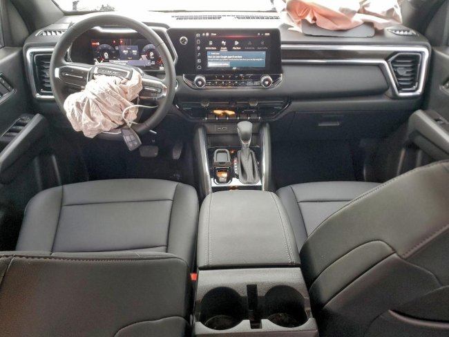 Salvage 2025 Gmc Canyon Elevation in Brown