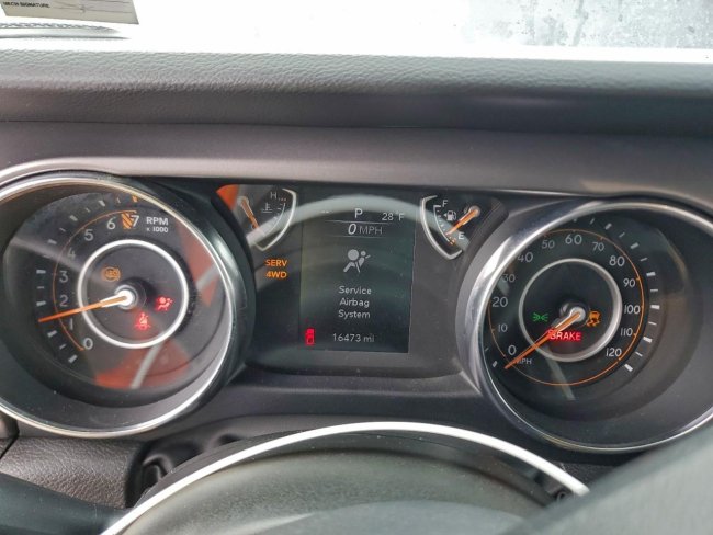 Salvage 2023 Jeep Gladiator  in Черный