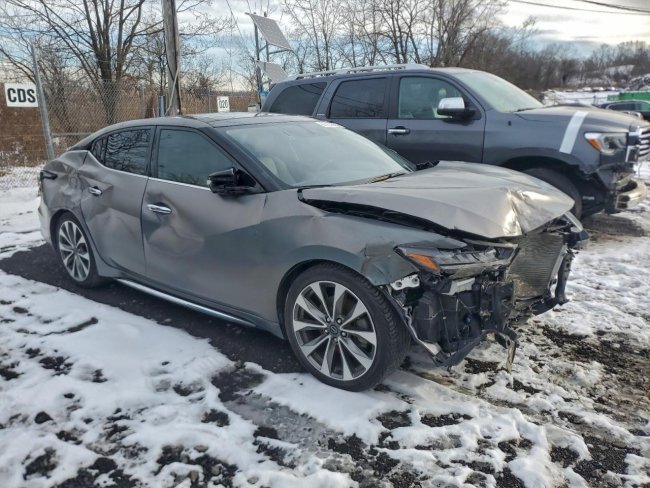 Salvage 2023 Nissan Maxima Platinum in Gray