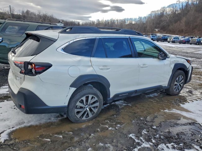 Salvage 2025 Subaru Outback  in Белый