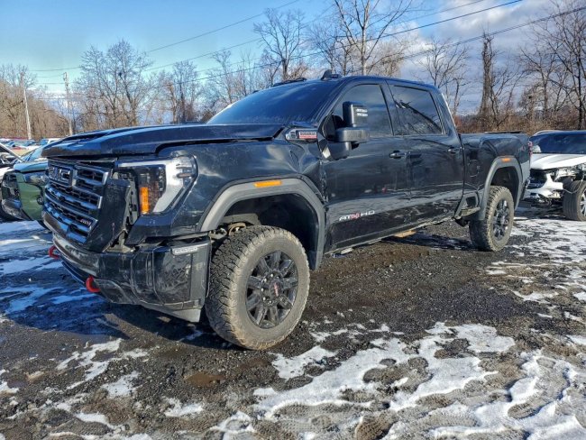 Salvage 2025 Gmc Sierra At4 in Черный