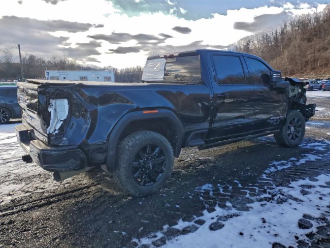 Salvage 2025 Gmc Sierra At4 in Черный