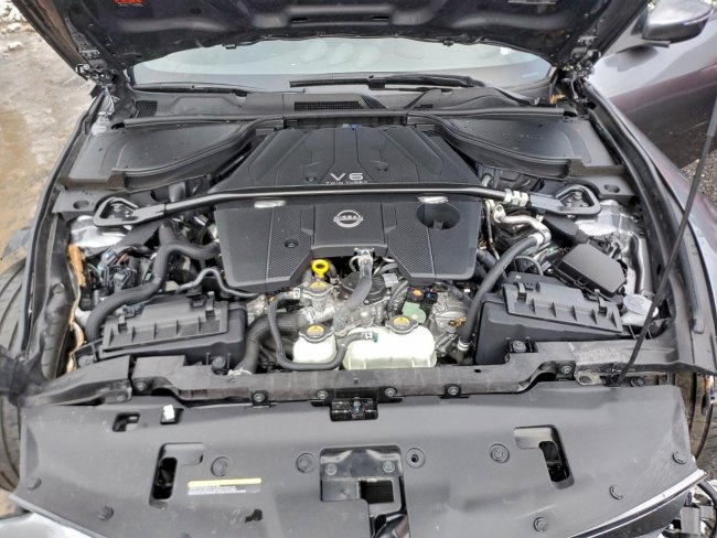 Salvage 2025 Nissan Z Performance in Gray