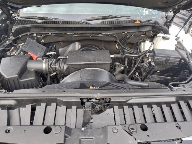 Salvage 2025 Gmc Sierra At4 in Black