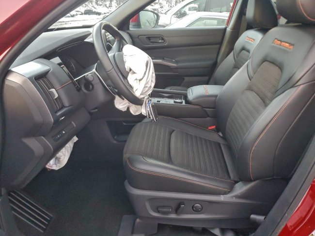 Salvage 2024 Nissan Pathfinder Rock Creek in Burgundy