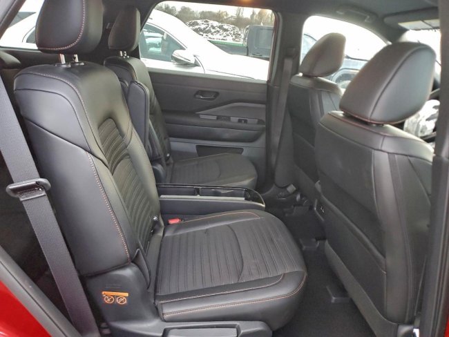 Salvage 2024 Nissan Pathfinder Rock Creek in Burgundy