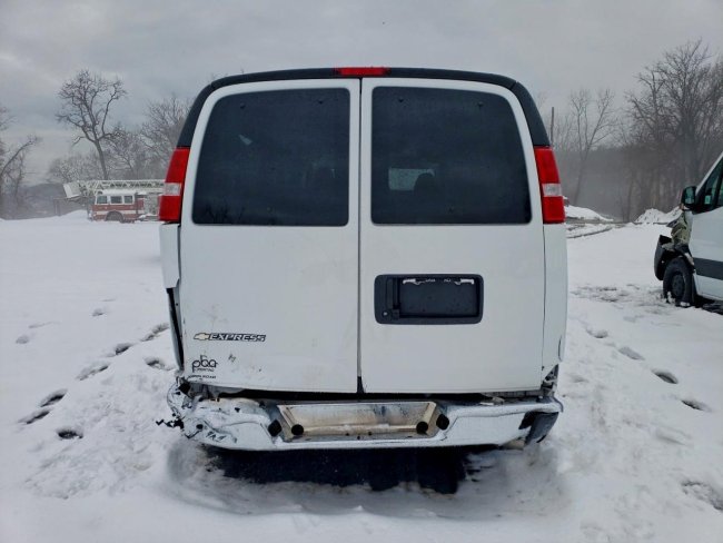 Salvage 2024 Chevrolet Express Express G3500 Lt in White