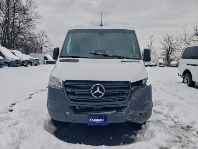 Salvage 2025 Mercedes-benz Sprinter  in White