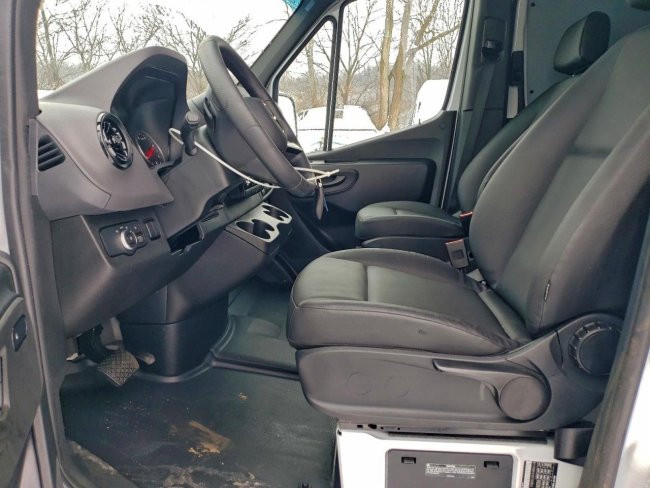 Salvage 2025 Mercedes-benz Sprinter  in White